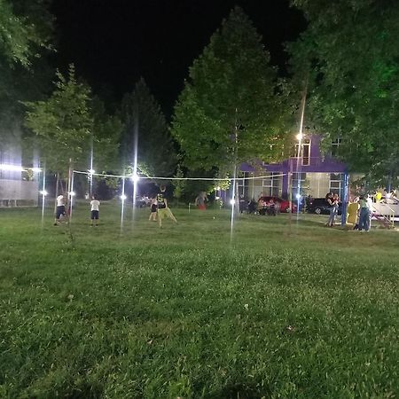 Es Hotel Kolifey Oghuz Luaran gambar