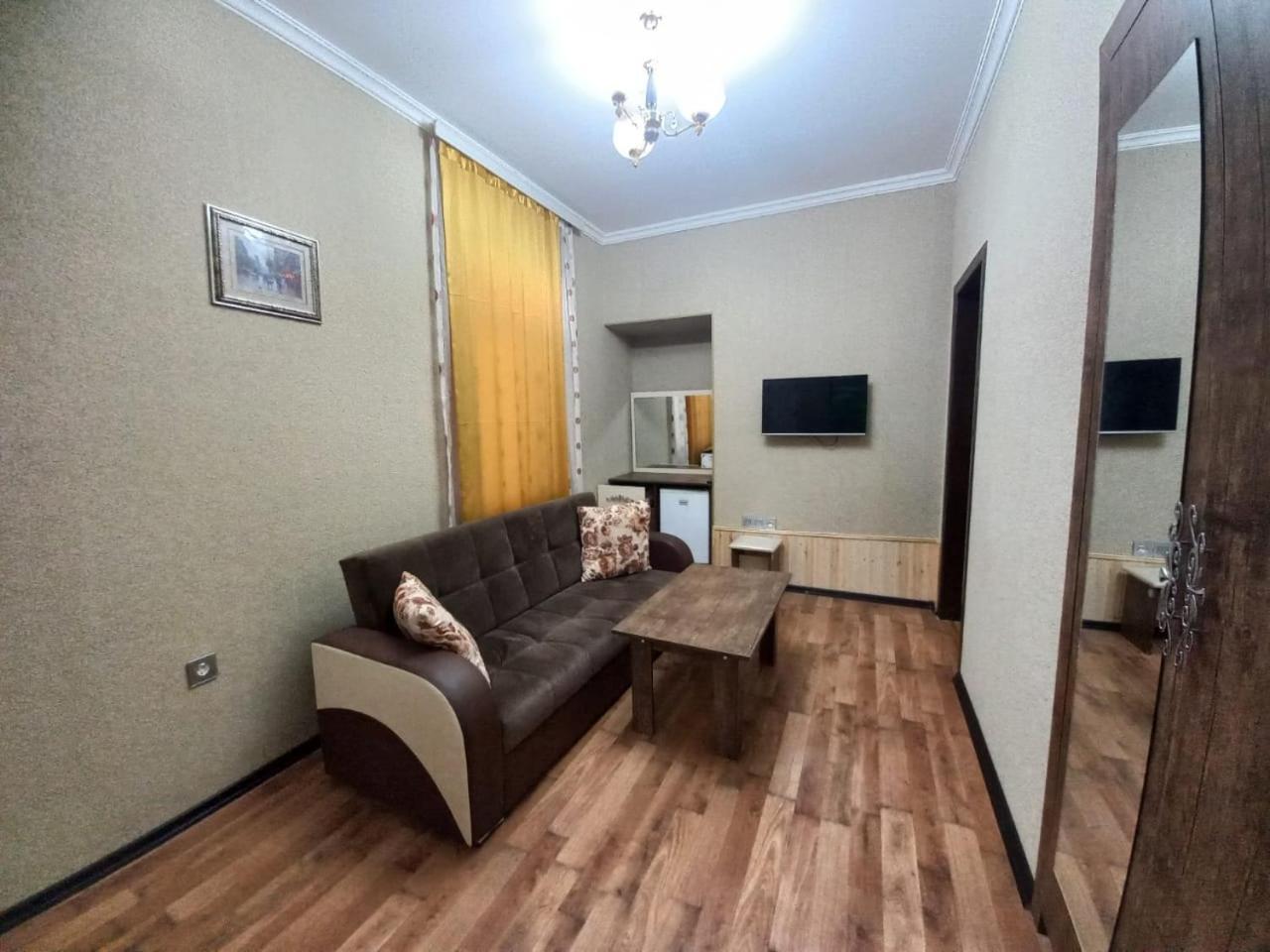 Es Hotel Kolifey Oghuz Luaran gambar